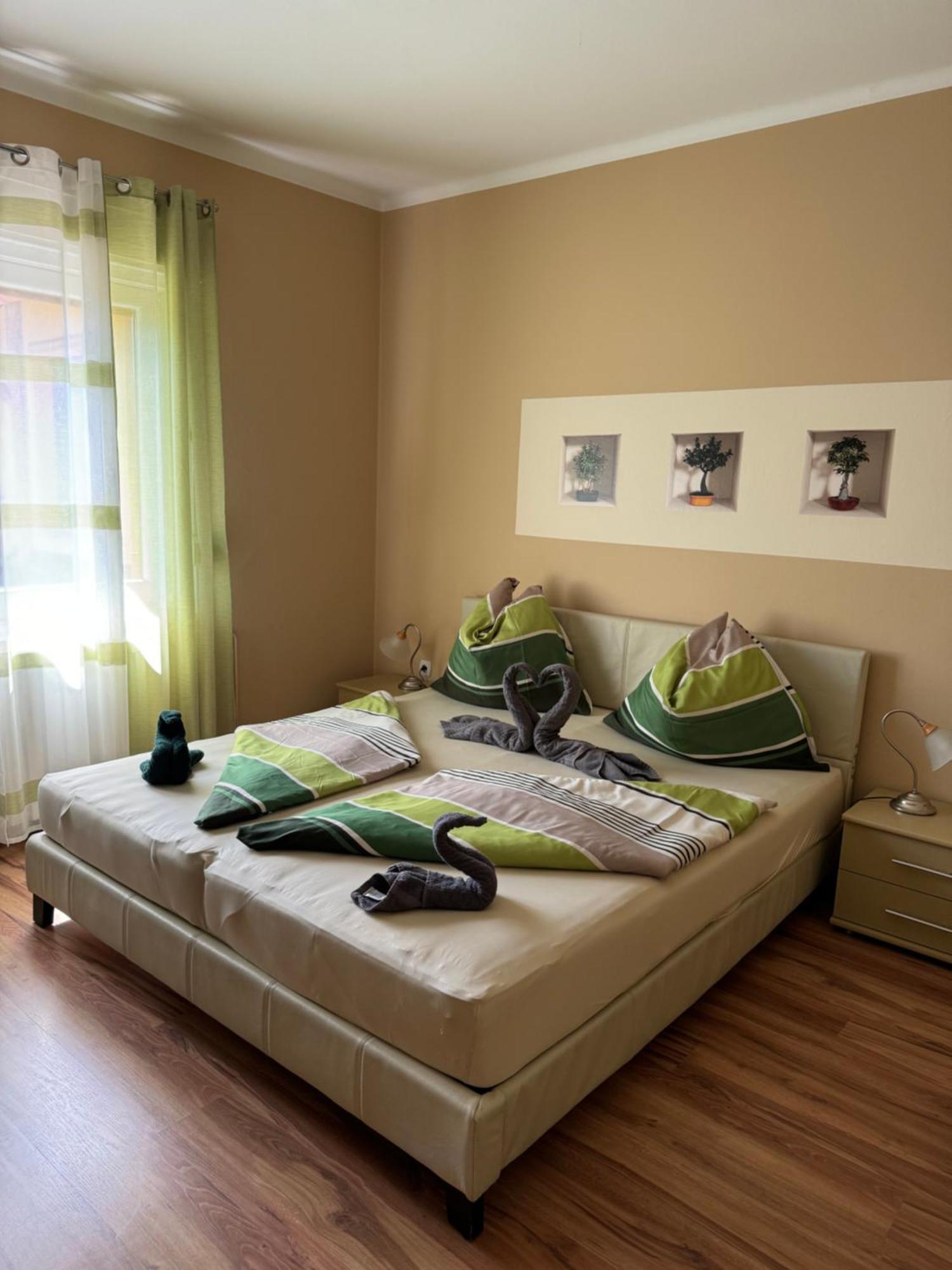 Rozsa Apartman Альшоэрш Экстерьер фото
